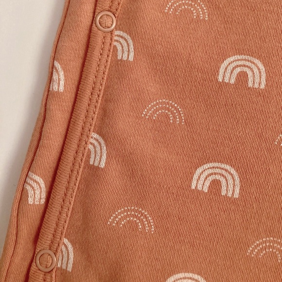 🇨🇦 Parade Organics 2T Rainbow Wrap T-shirt - Picture 4 of 9